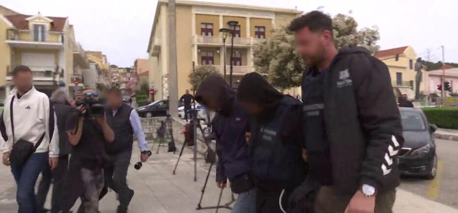 Aργοστόλι: «Εγώ αγόρασα τα ναρκωτικά» - Τι υποστήριξαν οι 3 κατηγορούμενοι