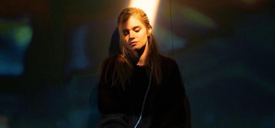 Girls & Boys - Είδαμε την παράσταση με τη Νατάσα Εξηνταβελώνη