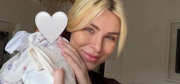 Κατερίνα Καινούργιου: Το πιο cute «night outfit» της μικρής Ξένιας!