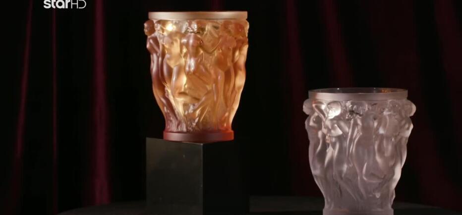 Cash or Trash: Η Βισβίκη δίνει προσφορά για το ένα από τα βάζα του Βίτο