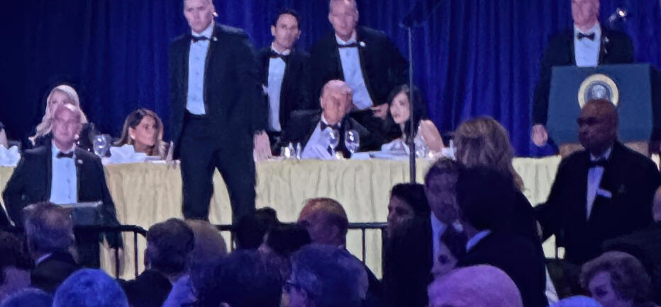 Πανικός από πυροβολισμούς σε δείπνο στον Λευκό Οίκο - Απομακρύνθηκε ο Τραμπ