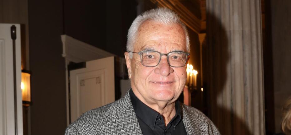 Γιάννης Πρετεντέρης: Στο θέατρο με τη σύζυγό του