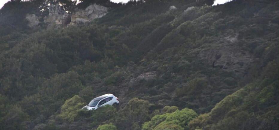 Ρόδος: Προσπάθησε να ρίξει σε γκρεμό την εν διαστάσει σύζυγο & το παιδί του