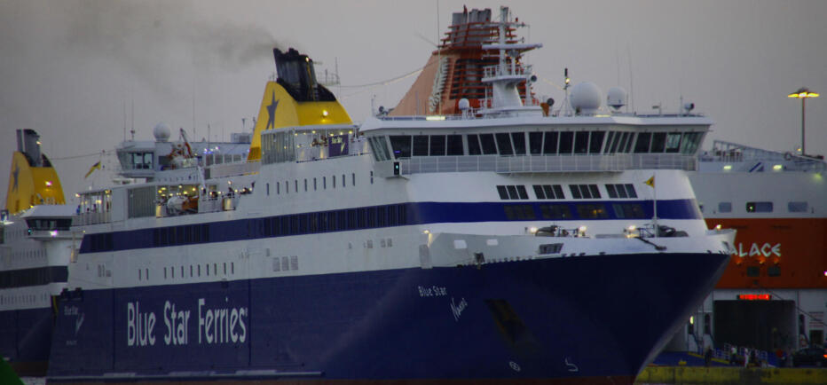 Εμπλοκή άγκυρας στο Blue Star Naxos - Ταλαιπωρία για 514 επιβάτες