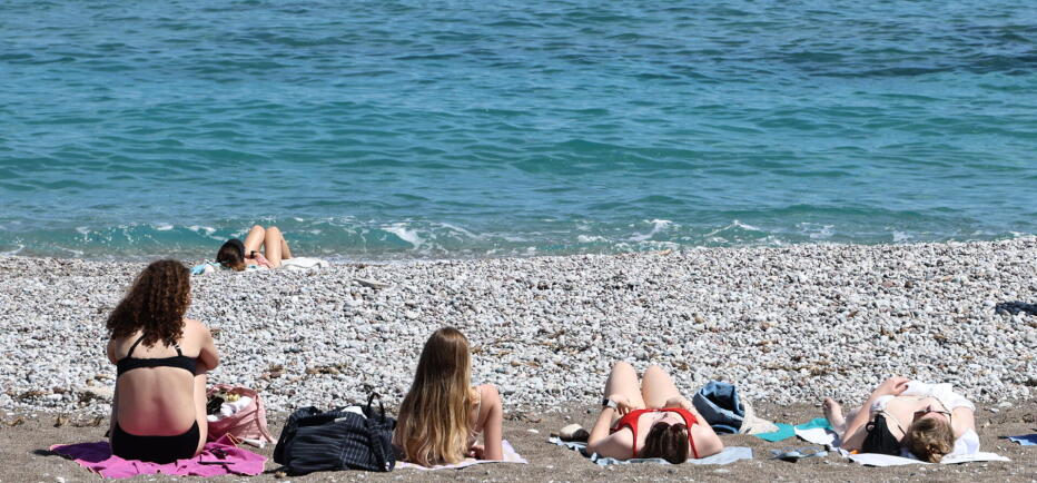 Καλοκαιρινός ο καιρός τις επόμενες μέρες - Πότε έρχονται 32άρια