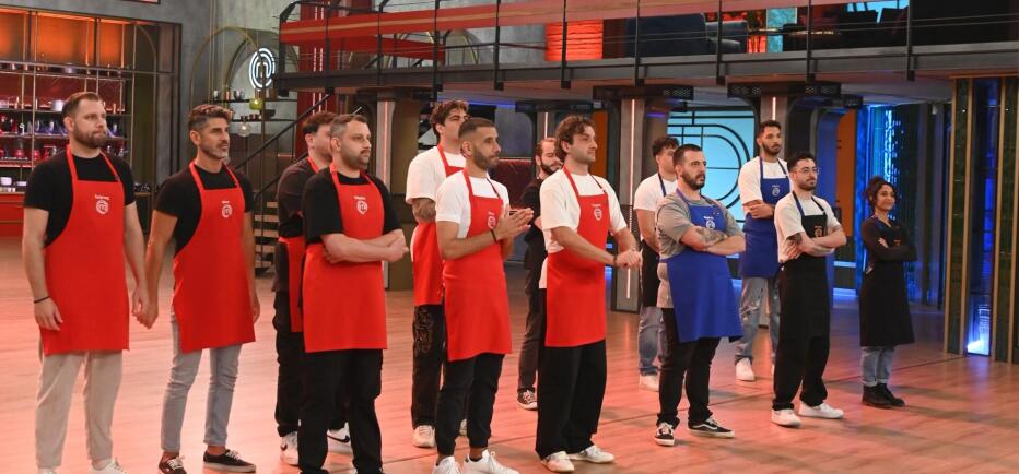 MasterChef: Η νίκη στην ομαδική είναι μονόδρομος για την μπλε μπριγάδα!