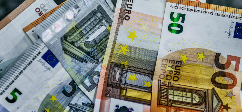 Νέο επίδομα ανεργίας: Ποιοι κερδίζουν έως 1.375 ευρώ