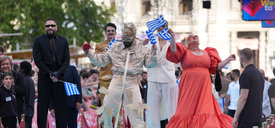 Εurovision 2026: Η εντυπωσιακή εμφάνιση του Akyla στο Τιρκουάζ Χαλί