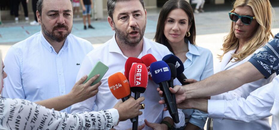 Ανδρουλάκης για Πόθεν Έσχες: Ζητά διόρθωση για τραπεζικούς λογαριασμούς