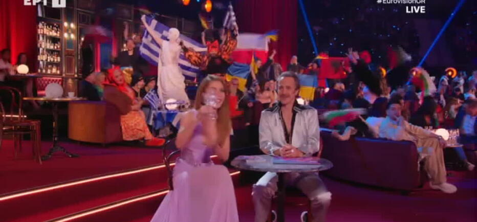 Τελικός Eurovision 2026: Ο ξέφρενος χορός του Akyla στο Green Room