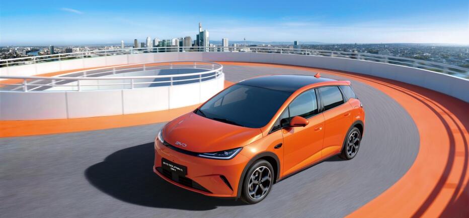 BYD DOLPHIN G DM-i: Τώρα και plug-in Super Hybrid