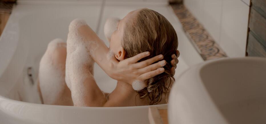 The art of bath: Διώξε την κούραση της ημέρας με ένα χαλαρωτικό μπάνιο