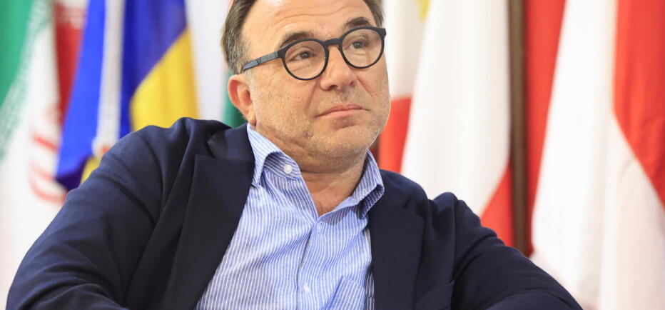 Πέτρος Κόκκαλης: Παραιτήθηκε από το Κόσμος - «Δεν αποχωρώ από την πολιτική»