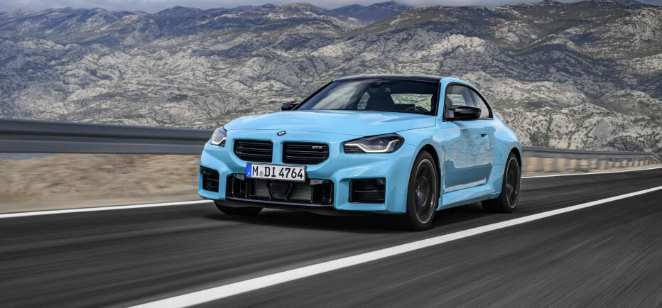Η νέα BMW M2 είναι...«βεντούζα» στον δρόμο