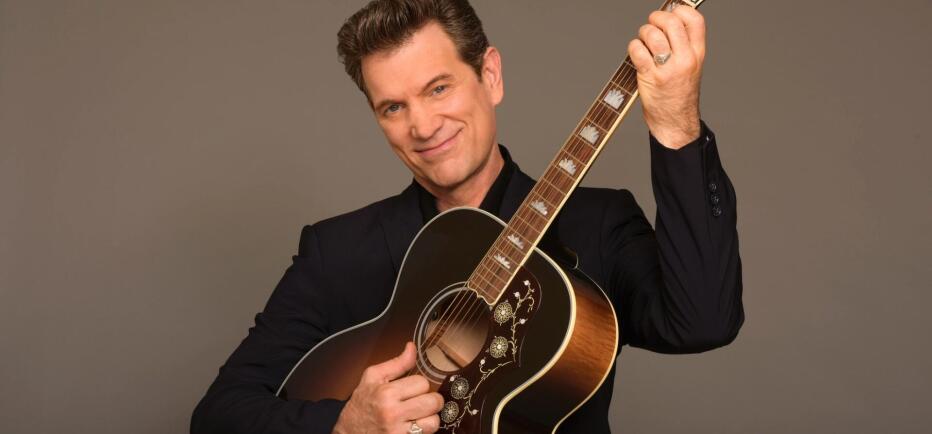Ένα special show με τον Chris Isaak για το Release Athens, στις 13 Ιουνίου