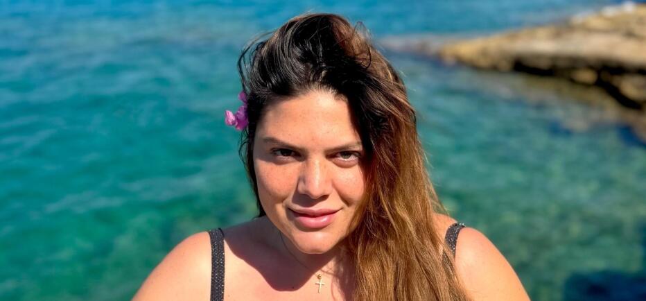 Δανάη Μπάρκα: Ντυμένη στα λευκά στο pre-wedding party της!