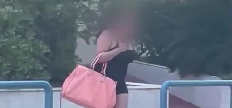 Παλαιό Φάληρο: Μεθυσμένη οδηγός με κλεμμένο βαν έπεσε πάνω σε οχήματα