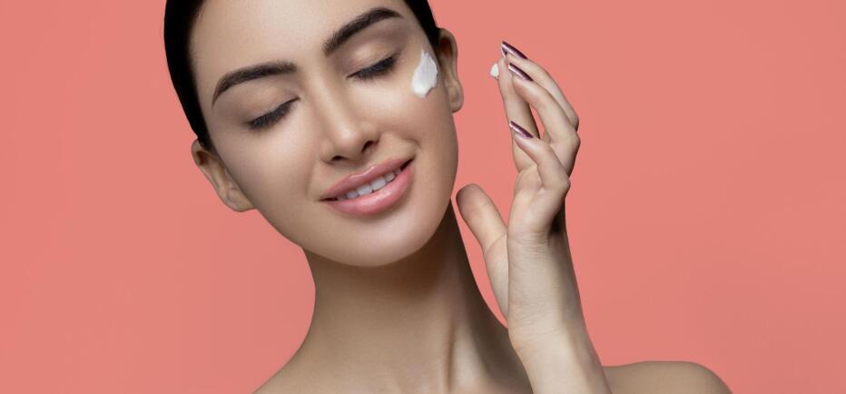 Barrier Cream: Το μυστικό πίσω από κάθε υγιή, λαμπερή επιδερμίδα