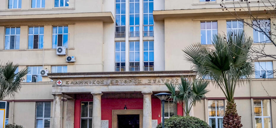 Τραγωδία στο Χαλάνδρι: Κλινικά νεκρός ο 17χρονος που έπεσε από μπαλκόνι