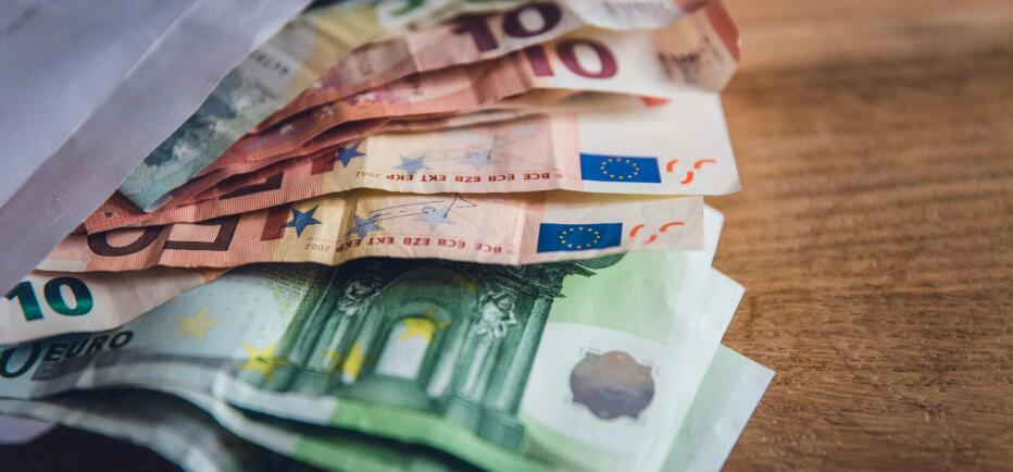 Επίδομα 300 ευρώ: Πότε θα το λάβουν χιλιάδες συνταξιούχοι;