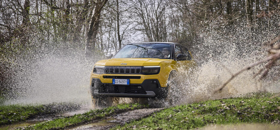 Jeep Avenger e-Hybrid με όφελος έως 2.500 ευρώ