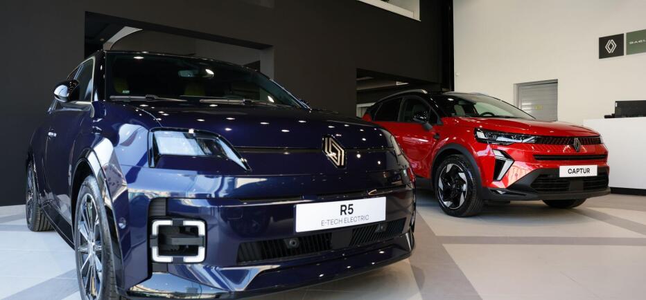 Renault και Dacia: Νέα καταστήματα σε Πειραιά και Κερατσίνι