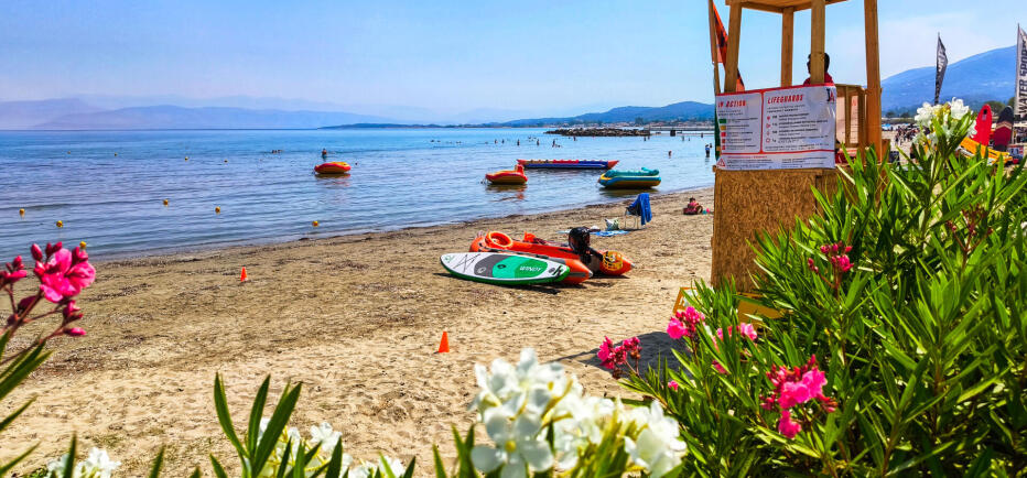 Χαλκιδική: Κοριτσάκι παραλίγο να πνιγεί στη θάλασσα - Σώθηκε με ΚΑΡΠΑ