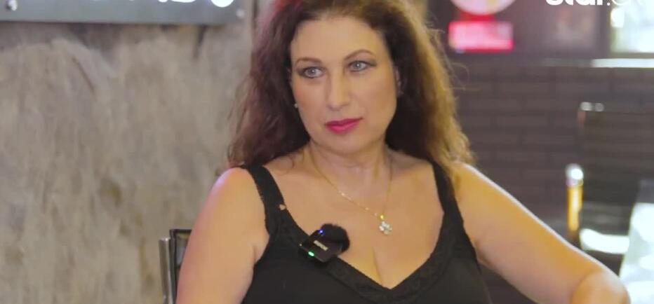 Μαντώ: «Έχασα Tις Ρίζες Μου Όταν Έχασα Τους Γονείς Μου»