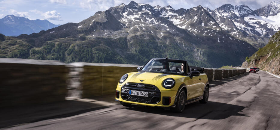 MINI John Cooper Works Cabrio: Κορυφαίες επιδόσεις