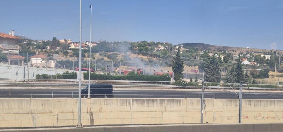 Οριοθετήθηκε η φωτιά στον  Γέρακα