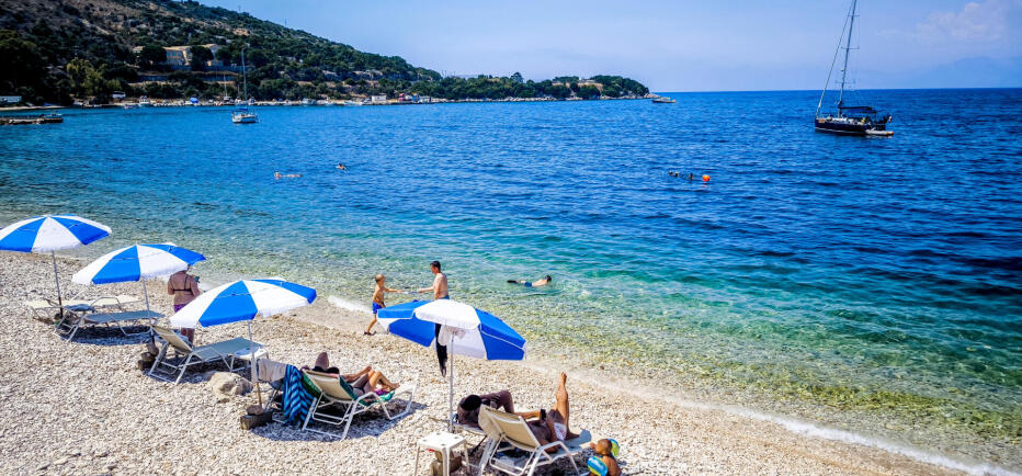 Καιρός: Σε κλοιό καύσωνα η χώρα- Στους 40°C ο υδράργυργος το Σαββατοκύριακο