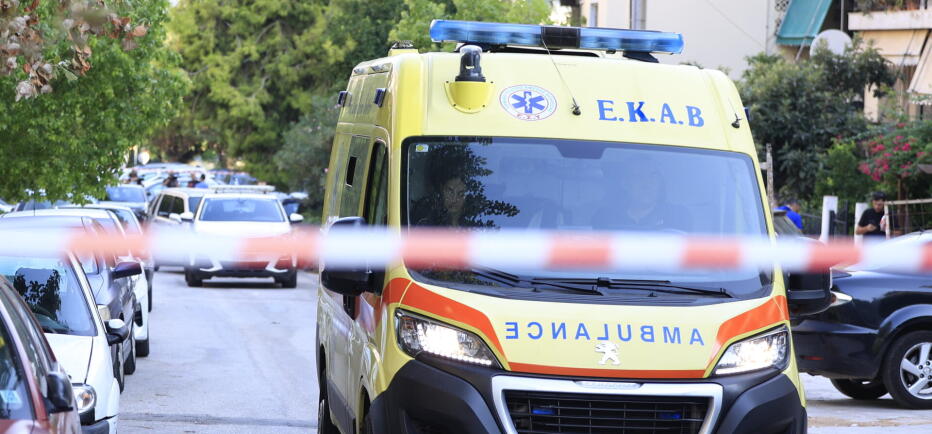 Αχαΐα: Πτώση 14χρονου από μπαλκόνι - Υποχώρησαν κάγκελα