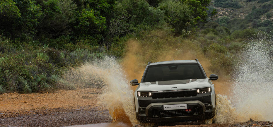 Jeep Compass: To αμιγώς ηλεκτρικό με τιμή 37990 ευρώ