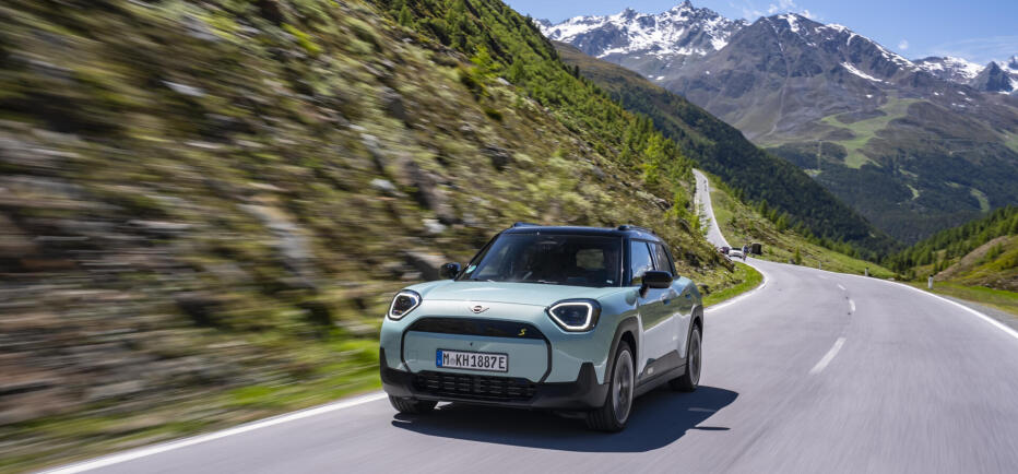 MINI Aceman SE: Σε χρωματισμό Ocean Wave Green