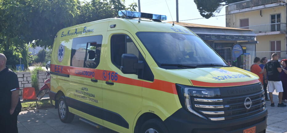Αίγινα: Γυναίκα πέθανε αβοήθητη σε παραλία - Λουόμενοι της έκαναν ΚΑΡΠΑ
