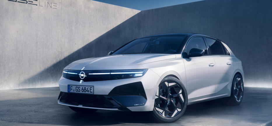 Opel Astra GSE Line: Πρεμιέρα στο σαλόνι αυτοκινήτου στο Παρίσι