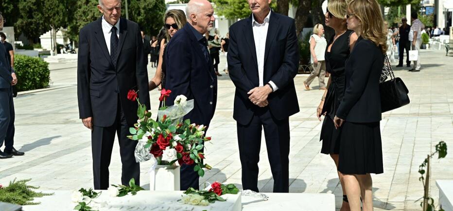Μαργαρίτα Παπανδρέου: Το τελευταίο αντίο στην κηδεία της στο Α’ Νεκροταφείο