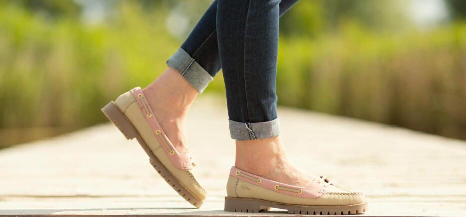 Loafers: Πώς να φορέσεις το must-have αξεσουάρ του φθινοπωρινού στυλ