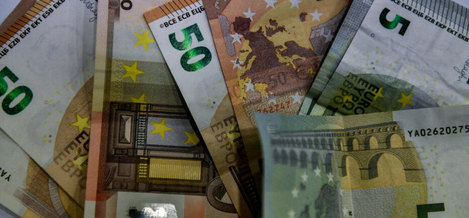 Οι ημερομηνίες πληρωμών για συντάξεις e-ΕΦΚΑ και επιδόματα ΔΥΠΑ