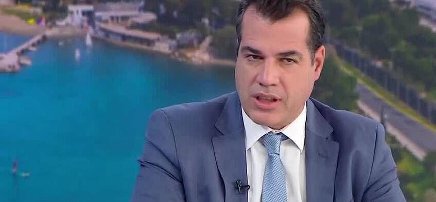 Πλεύρης: Κέντρο επιστροφής μεταναστών στην Αφρική το 2027