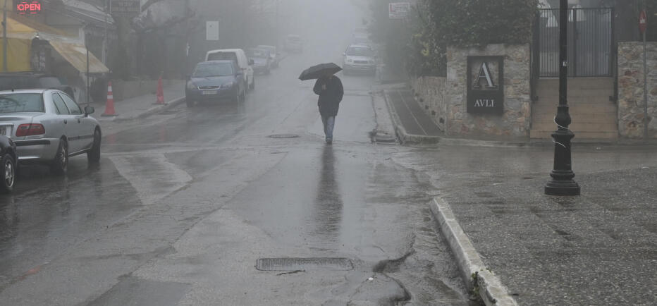 Καιρός: Κόκκινος συναγερμός στην Κρήτη – Ήχησε 112 στο Ρέθυμνο