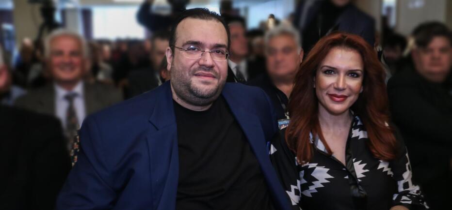 Φίλιππος Καμπούρης: Οι κατηγορίες για απάτη - Kαταθέτουν και τραγουδιστές