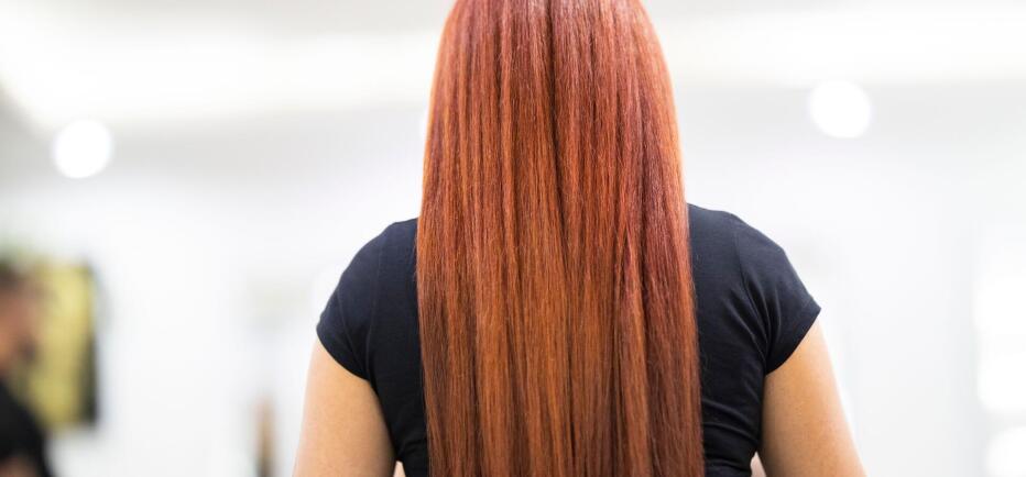 Glass hair: Μικρά μυστικά για να έχεις υγιή μαλλιά με εκτυφλωτική λάμψη