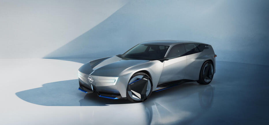 Opel STX Concept: Το όραμα της Opel για τα Sports Tourer