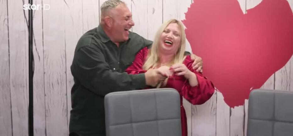 First Dates: Μανώλης & Κατερίνα: Είναι φτιαγμένοι ο ένας για τον άλλον!