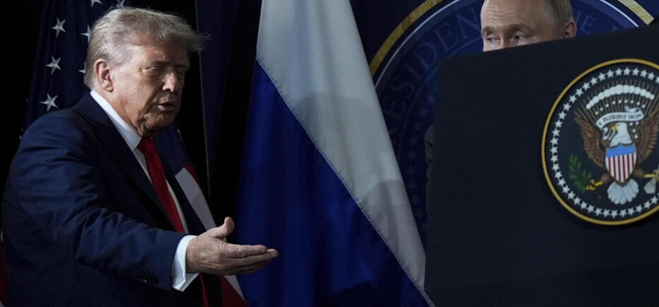 Ο Τραμπ μπλοκάρει τις κυρώσεις κατά της Ρωσίας που υπέγραψε τον Σεπτέμβριο