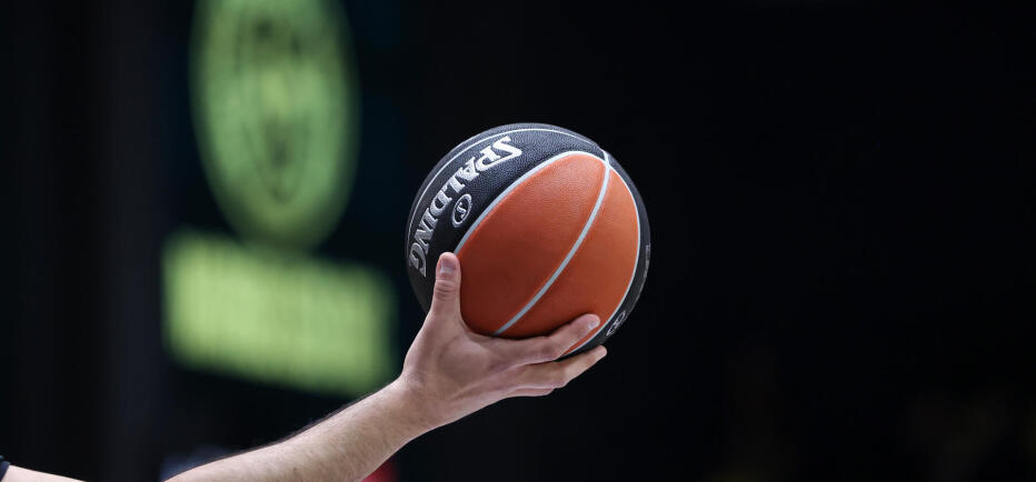 Μπάσκετ: Ένταλμα σύλληψης για Πρόεδρο Ομοσπονδίας και γνωστούς διαιτητές