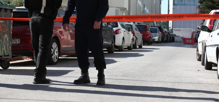 Συναγερμός στον Πειραιά: Ύποπτη βαλίτσα κοντά στην Αστυνομική διεύθυνση