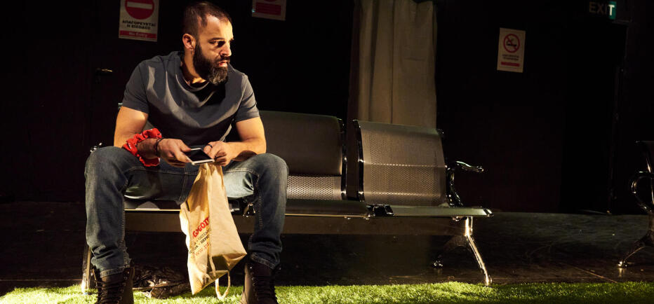 «Τα κορίτσια δεν πρέπει να παίζουν ποδόσφαιρο» στο Θέατρο Μικρός Κεραμεικός